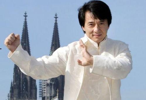 娱乐圈成龙吃瓜是真的吗,真相还是谣言? 第1张 娱乐圈成龙吃瓜是真的吗,真相还是谣言? 第1张